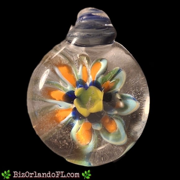 VINTAGE: Blown Glass Art Pendant with Floral Design ** RARE FIND ** - Picture 1 of 8